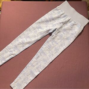 AYBL Motion Seamless Leggings in Light Blue Camo - Size Small High Waisted